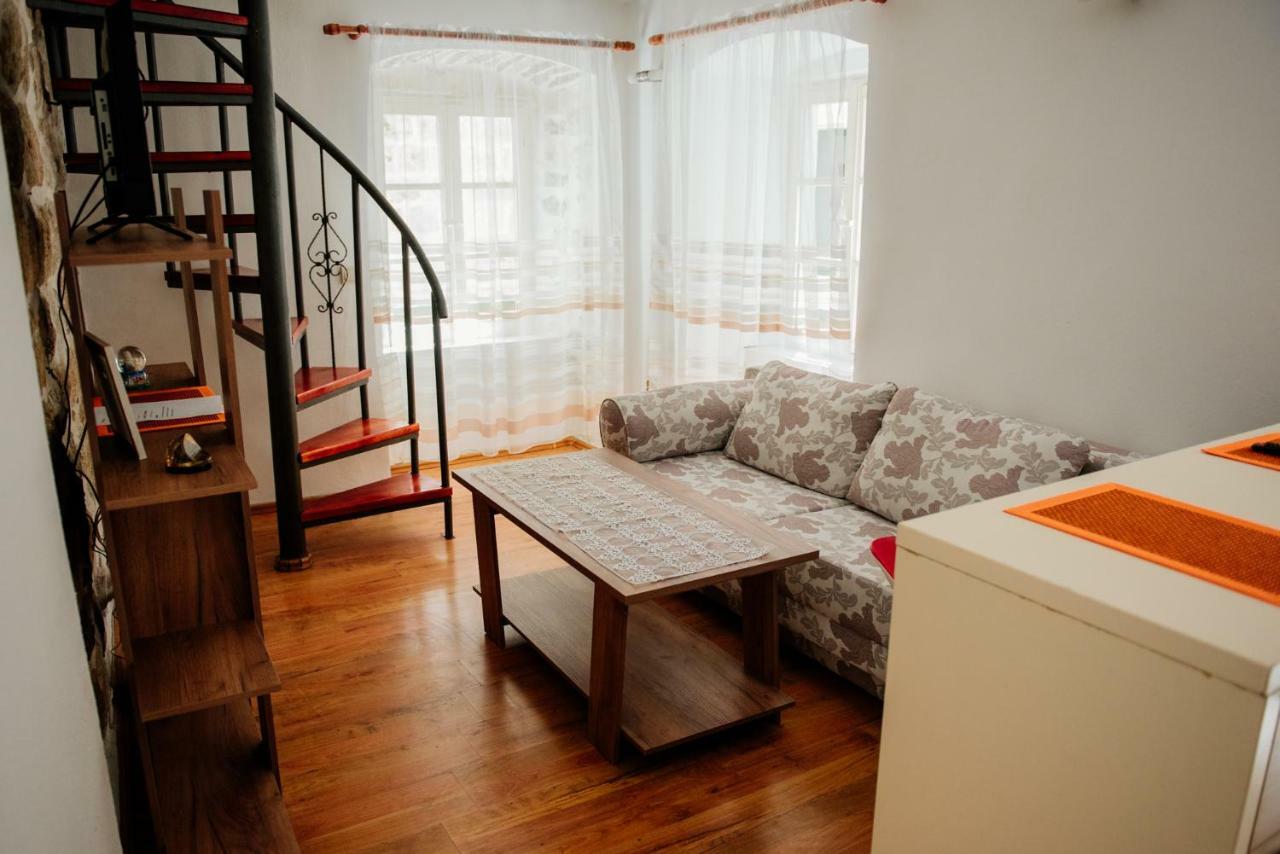Kaya Apartment Kotor Eksteriør billede