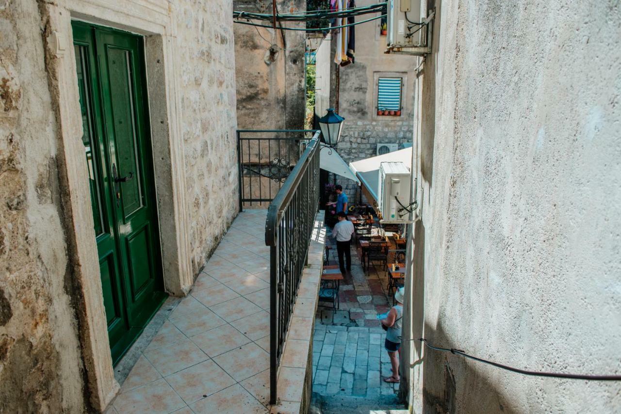 Kaya Apartment Kotor Eksteriør billede