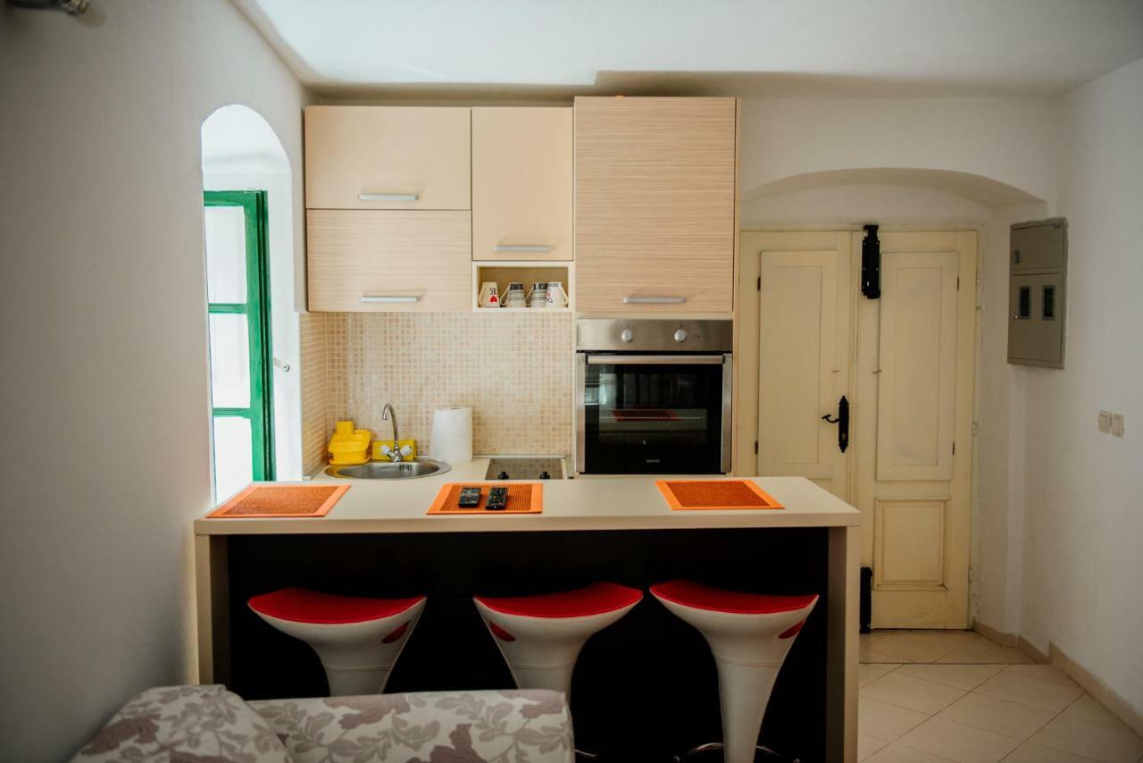 Kaya Apartment Kotor Eksteriør billede
