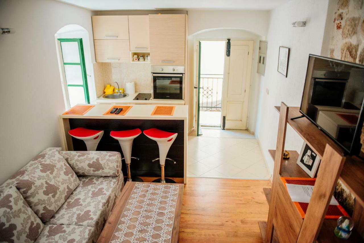 Kaya Apartment Kotor Eksteriør billede